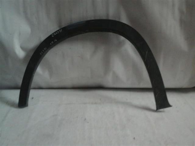 bontott BMW X5 Bal első Sárvédő Szélesítő