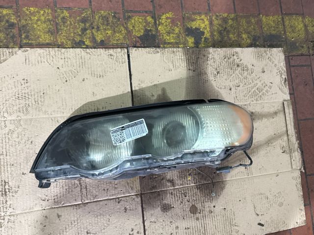 bontott BMW X5 Bal Fényszóró