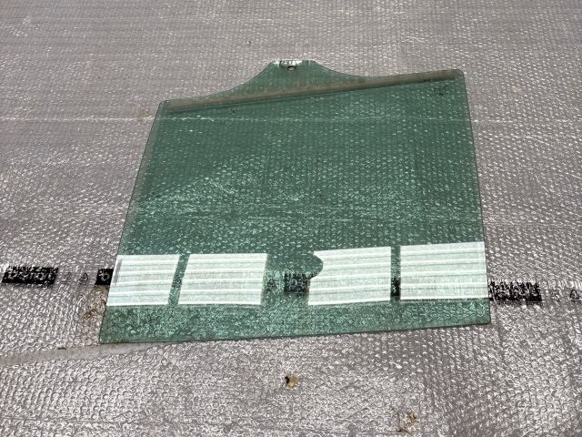 bontott BMW X5 Bal hátsó Ablak