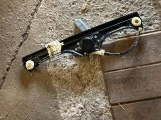 bontott BMW X5 Bal hátsó Ablakemelő Szerkezet (Elektromos)