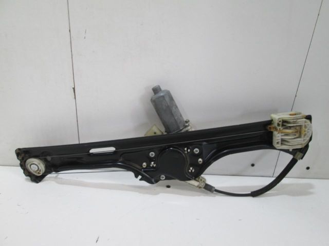 bontott BMW X5 Bal hátsó Ablakemelő Szerkezet (Elektromos)