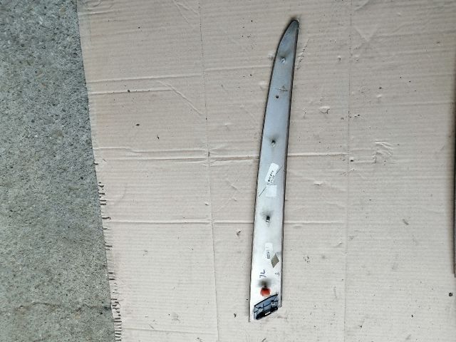 bontott BMW X5 Bal hátsó Ajtó Díszléc