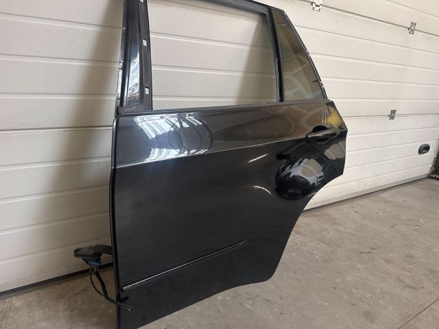 bontott BMW X5 Bal hátsó Ajtó (Üres lemez)