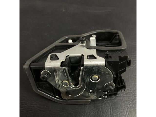 bontott BMW X5 Bal hátsó Ajtózár