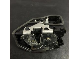 bontott BMW X5 Bal hátsó Ajtózár