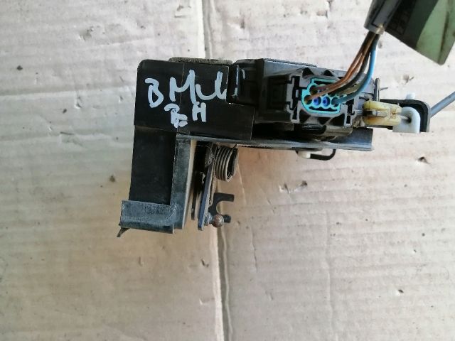 bontott BMW X5 Bal hátsó Ajtózár