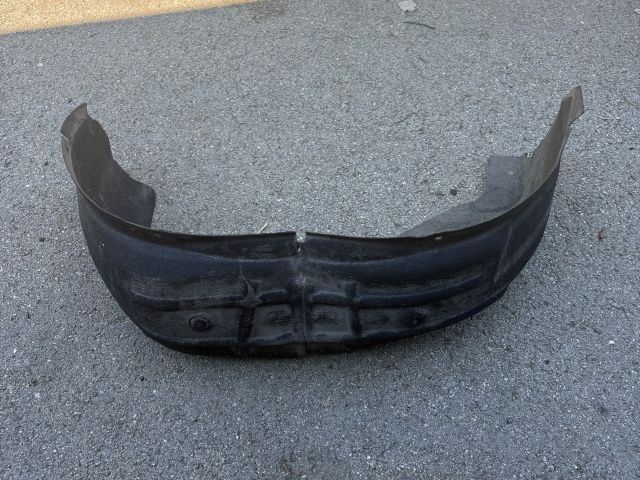 bontott BMW X5 Bal hátsó Dobbetét (Kerékjárati, Műanyag)