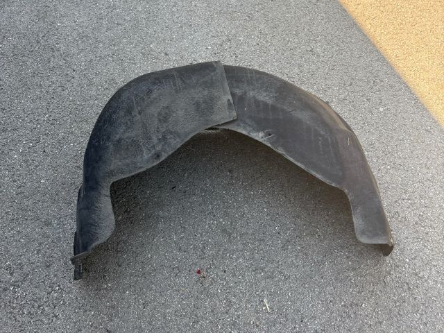 bontott BMW X5 Bal hátsó Dobbetét (Kerékjárati, Műanyag)