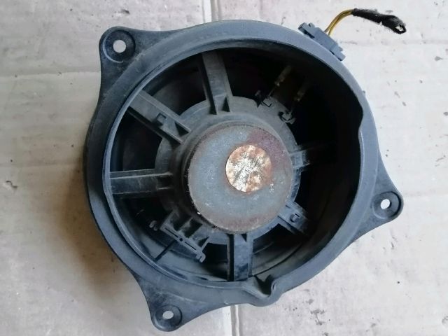 bontott BMW X5 Bal hátsó Hangszóró