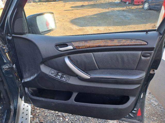 bontott BMW X5 Bal hátsó Kapaszkodó (Felső)