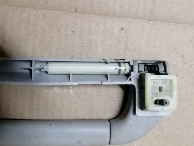 bontott BMW X5 Bal hátsó Kapaszkodó (Felső)