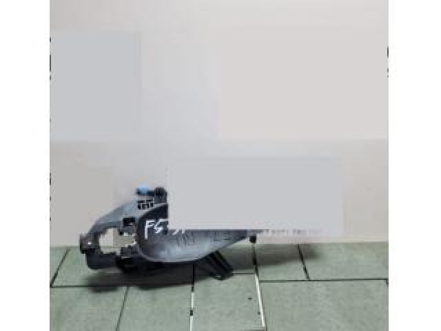 bontott BMW X5 Bal hátsó Külső Kilincsfészek