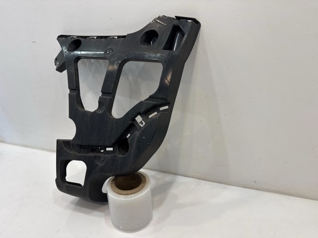 bontott BMW X5 Bal hátsó Oldal Lökhárító Tartó (Műanyag)