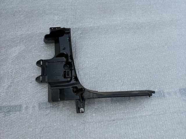 bontott BMW X5 Bal hátsó Oldal Lökhárító Tartó (Műanyag)