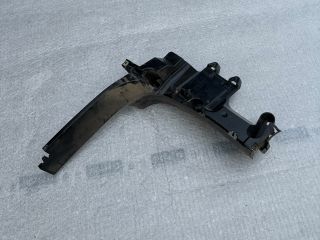 bontott BMW X5 Bal hátsó Oldal Lökhárító Tartó (Műanyag)