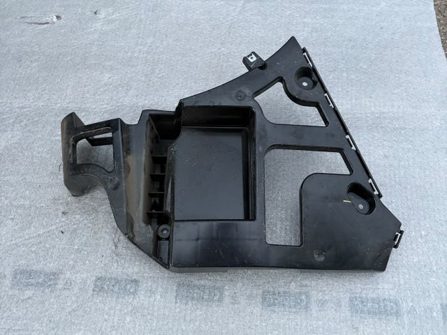 bontott BMW X5 Bal hátsó Oldal Lökhárító Tartó (Műanyag)