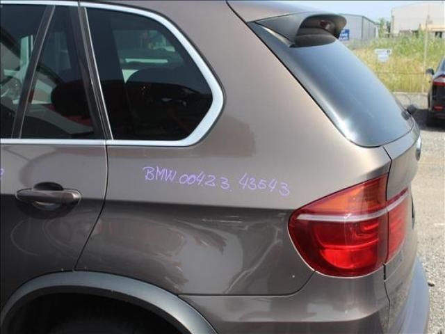 bontott BMW X5 Bal hátsó Sárvédő