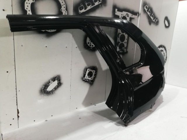 bontott BMW X5 Bal hátsó Sárvédő