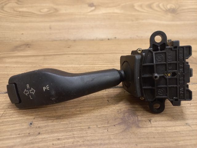 bontott BMW X5 Bal Kormánykapcsoló Irányjelző