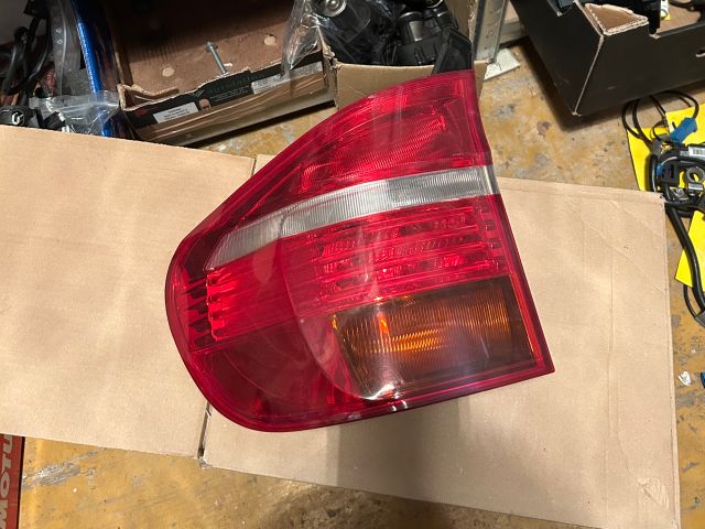 bontott BMW X5 Bal Külső Hátsó Lámpa