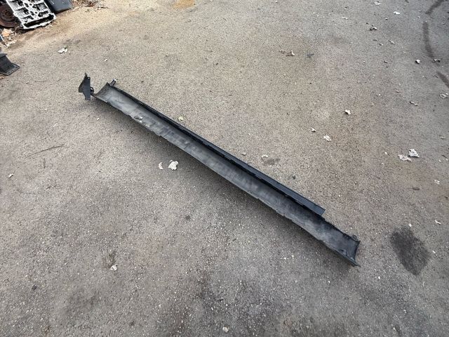 bontott BMW X5 Bal Küszöb