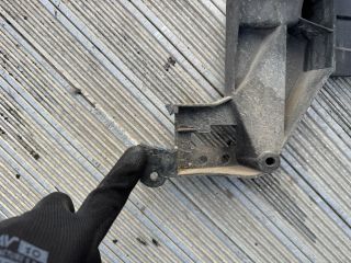 bontott BMW X5 Bal Sárvédő Oldaltartó