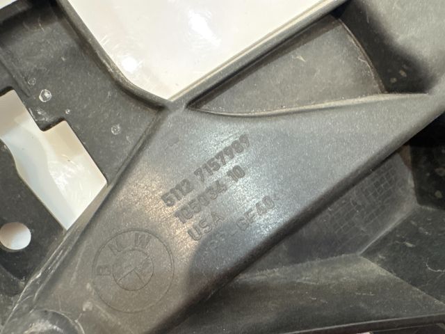 bontott BMW X5 Bal Sárvédő Oldaltartó