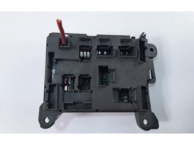 bontott BMW X5 Biztosítéktábla Utastér