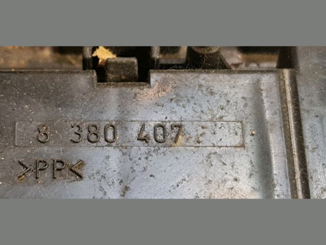 bontott BMW X5 Biztosítéktábla Utastér