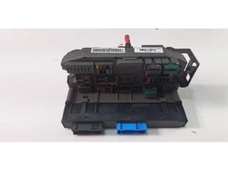 bontott BMW X5 Biztosítéktábla Utastér