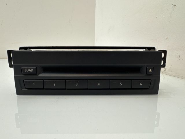 bontott BMW X5 CD / DVD Tár