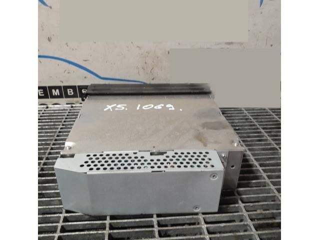 bontott BMW X5 CD / DVD Tár