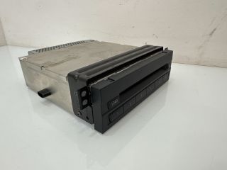 bontott BMW X5 CD / DVD Tár