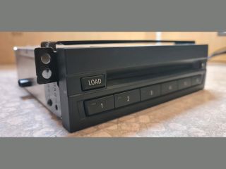 bontott BMW X5 CD / DVD Tár