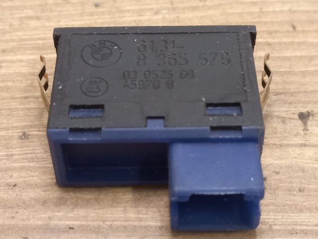 bontott BMW X5 Csomagtér Nyitó Kar / Gomb