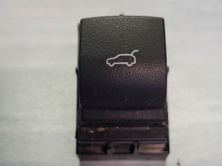 bontott BMW X5 Csomagtér Nyitó Kar / Gomb