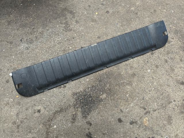 bontott BMW X5 Csomagtérajtó Burkolat Alsó