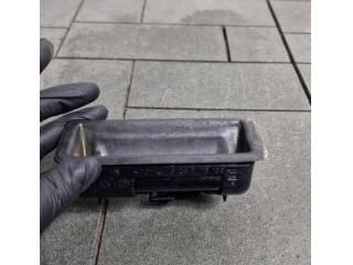 bontott BMW X5 Csomagtérajtó Kilincs