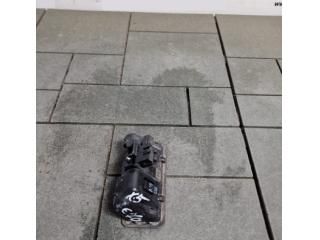 bontott BMW X5 Csomagtérajtó Kilincs