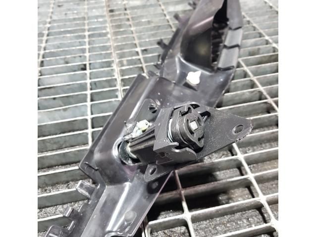 bontott BMW X5 Csomagtérajtó Kilincs