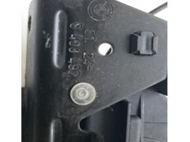 bontott BMW X5 Csomagtérajtó Ütköző