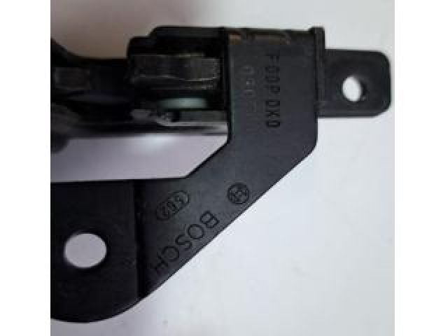 bontott BMW X5 Csomagtérajtó Ütköző