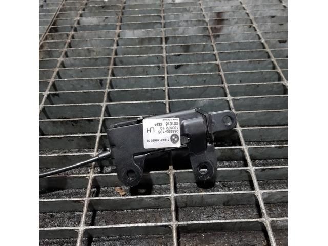 bontott BMW X5 Csomagtérajtó Zárszerkezet