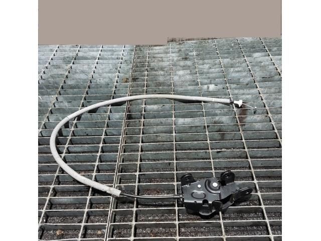 bontott BMW X5 Csomagtérajtó Zárszerkezet