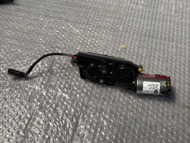 bontott BMW X5 Csomagtérajtó Zárszerkezet