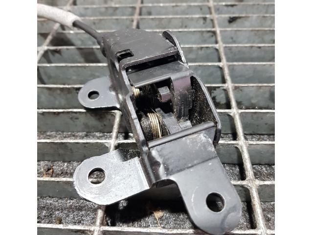 bontott BMW X5 Csomagtérajtó Zárszerkezet