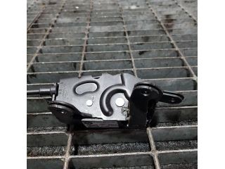 bontott BMW X5 Csomagtérajtó Zárszerkezet