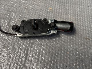 bontott BMW X5 Csomagtérajtó Zárszerkezet