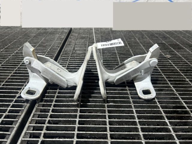 bontott BMW X5 Csomagtérajtó Zsanér