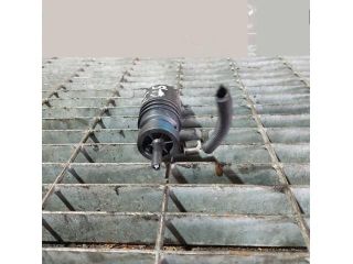 bontott BMW X5 Első Ablakmosó Szivattyú